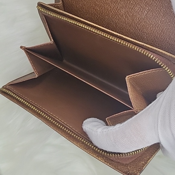 Louis Vuitton Porte Monnaie Billets Tresor Bifold Wallet. Authentic - Picture 9 of 16
